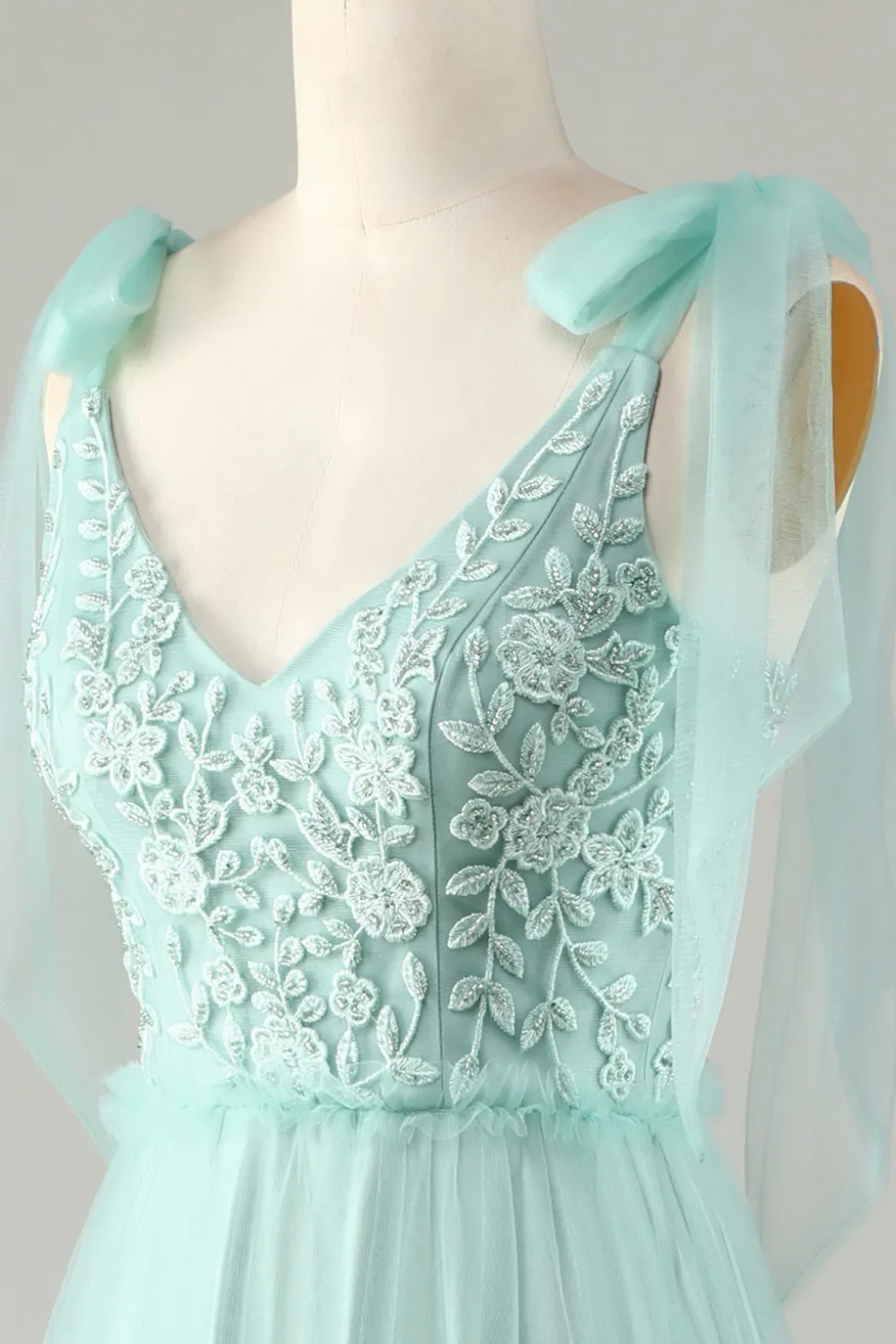 Tule V-Neck Dusty Rosa Vestido Madrinha com Missangas