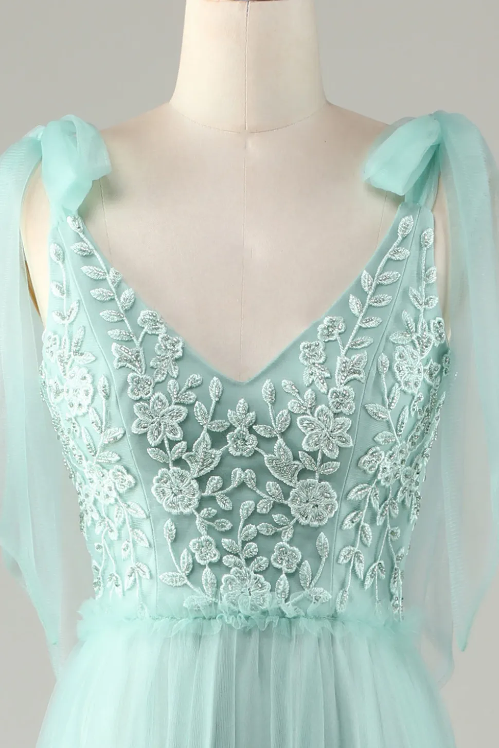 Tule V-Neck Dusty Rosa Vestido Madrinha com Missangas