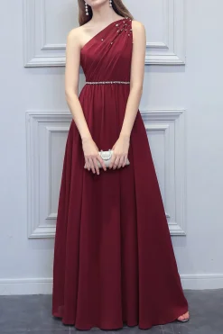 Um ombro do vestido longo de chiffon dama de honra com Beading