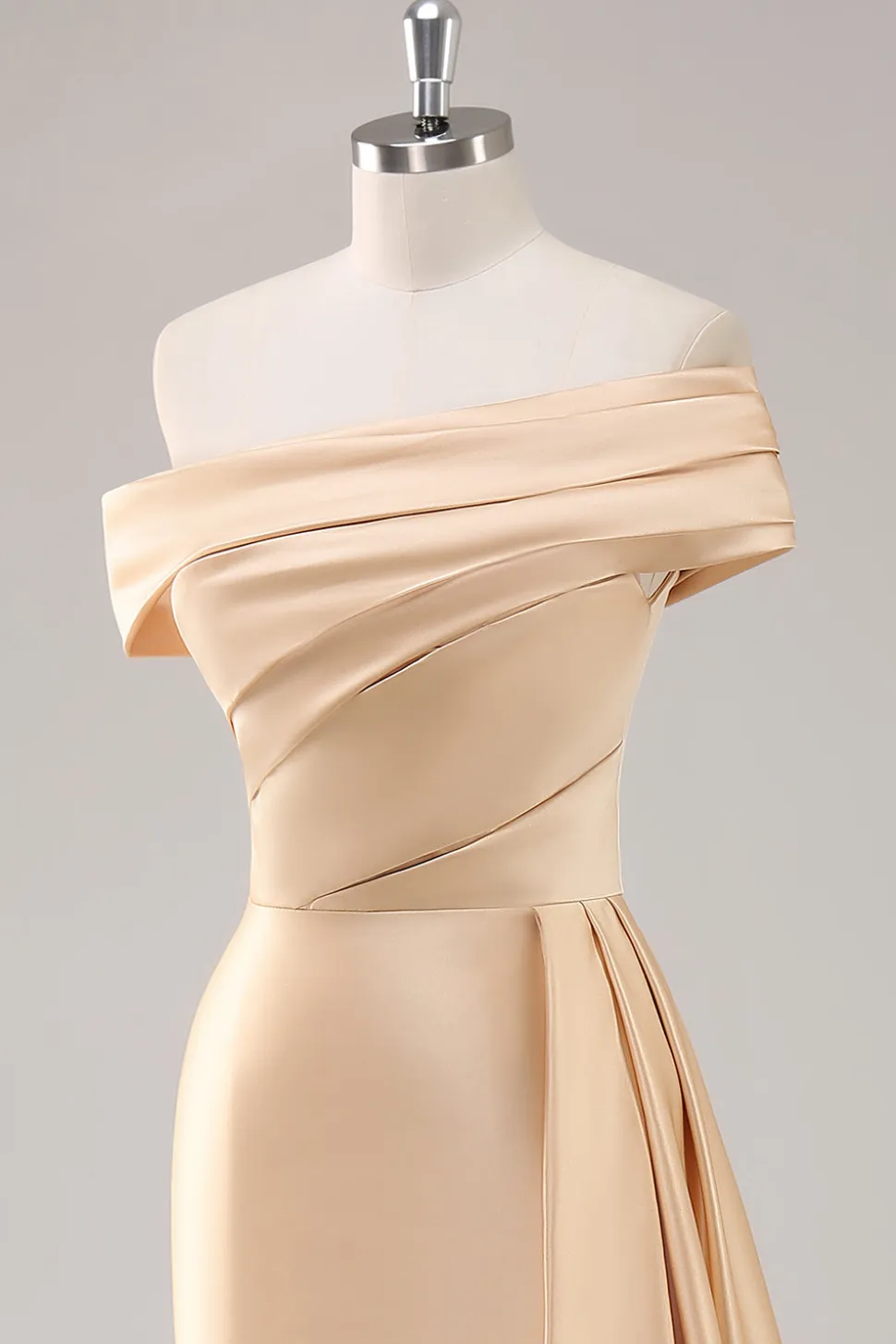 Um ombro plissado bainha de champanhe longo vestido formal