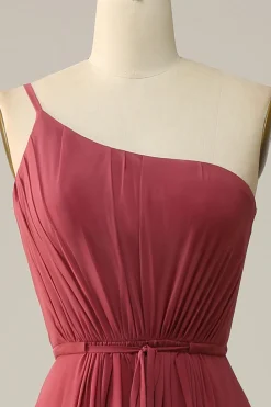 Um Ombro Rosa A Line Vestido de Dama de Honor