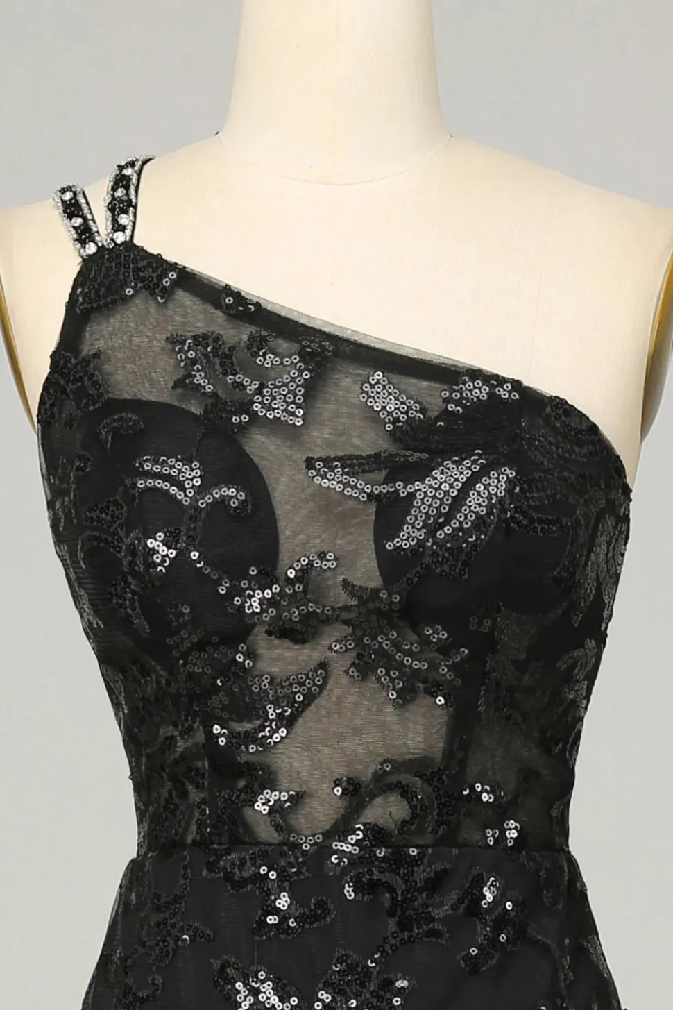 Um Ombro Sem Costas Preto Vestido de Baile