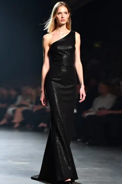 Um ombro vestido de gala bainha preta