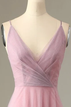 Um spaghetti de linha tiras vestido de dama de honra rosa rosa