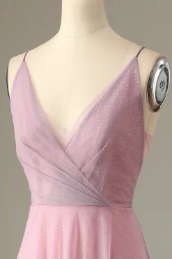 Um spaghetti de linha tiras vestido de dama de honra rosa rosa