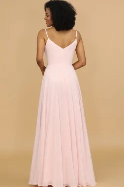 Um spaghetti de linha tiras rosa Chiffon longo vestido de dama de honra