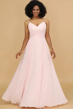 Um spaghetti de linha tiras rosa Chiffon longo vestido de dama de honra