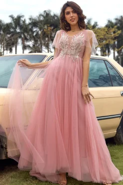 Um vestido de baile de pescoço de pescoço v com apliques