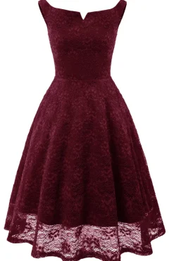 Um vestido de cocktail verde escuro bateau line