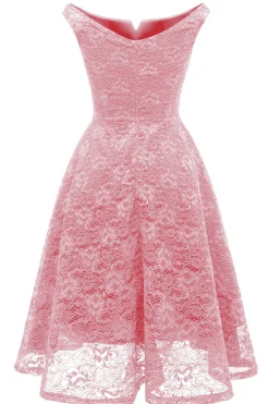 Um vestido de cocktail verde escuro bateau line