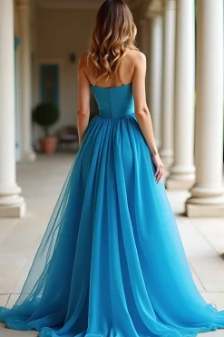 Uma linha azul sem alças plissado longo vestido de baile com fenda