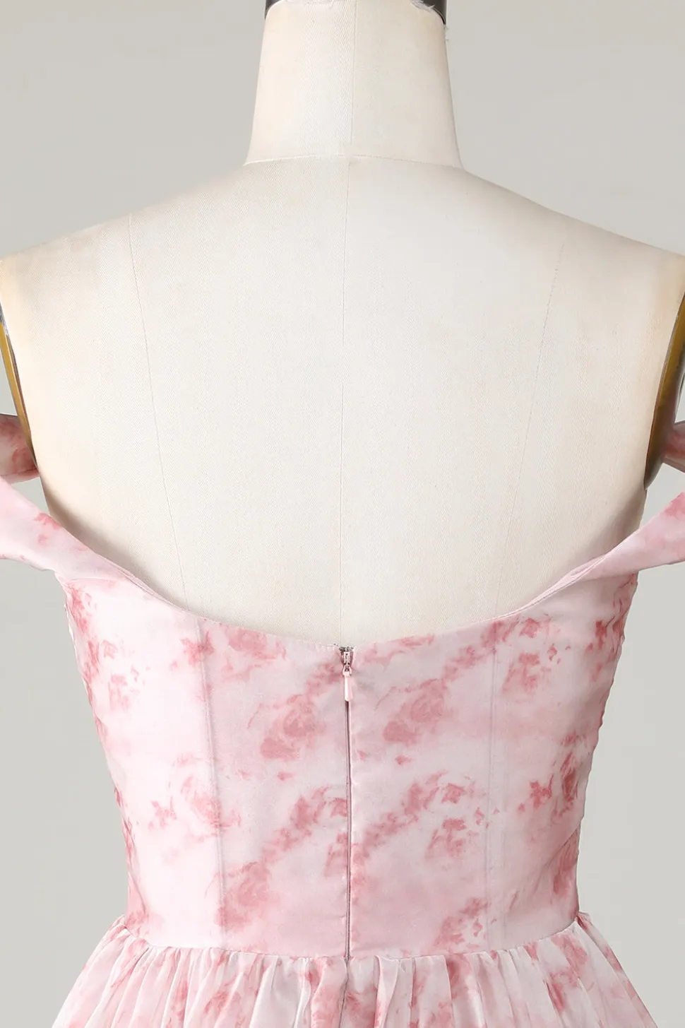 Uma linha bonito blush estampado vestido curto Homecoming com babados