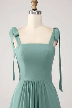 Uma linha Chiffon verde vestido longo dama de honra com plissado
