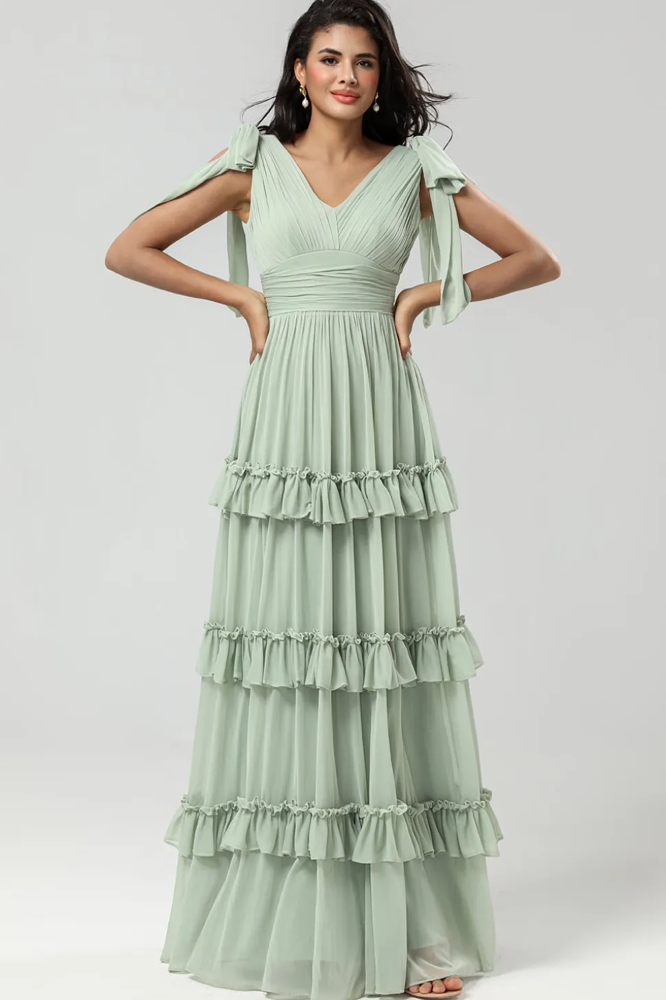 Uma linha Chiffon vestido verde dama de honra com pregado