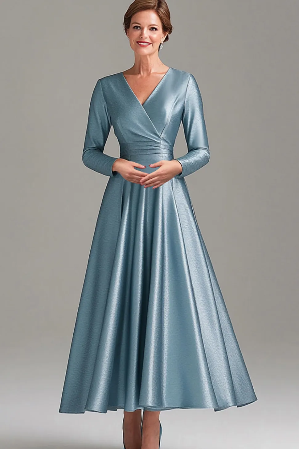 Uma linha cinza azul V pescoço mãe do vestido de noiva com mangas compridas