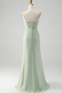 Uma linha de alças espaguete matcha longo vestido de dama de honra com renda para trás