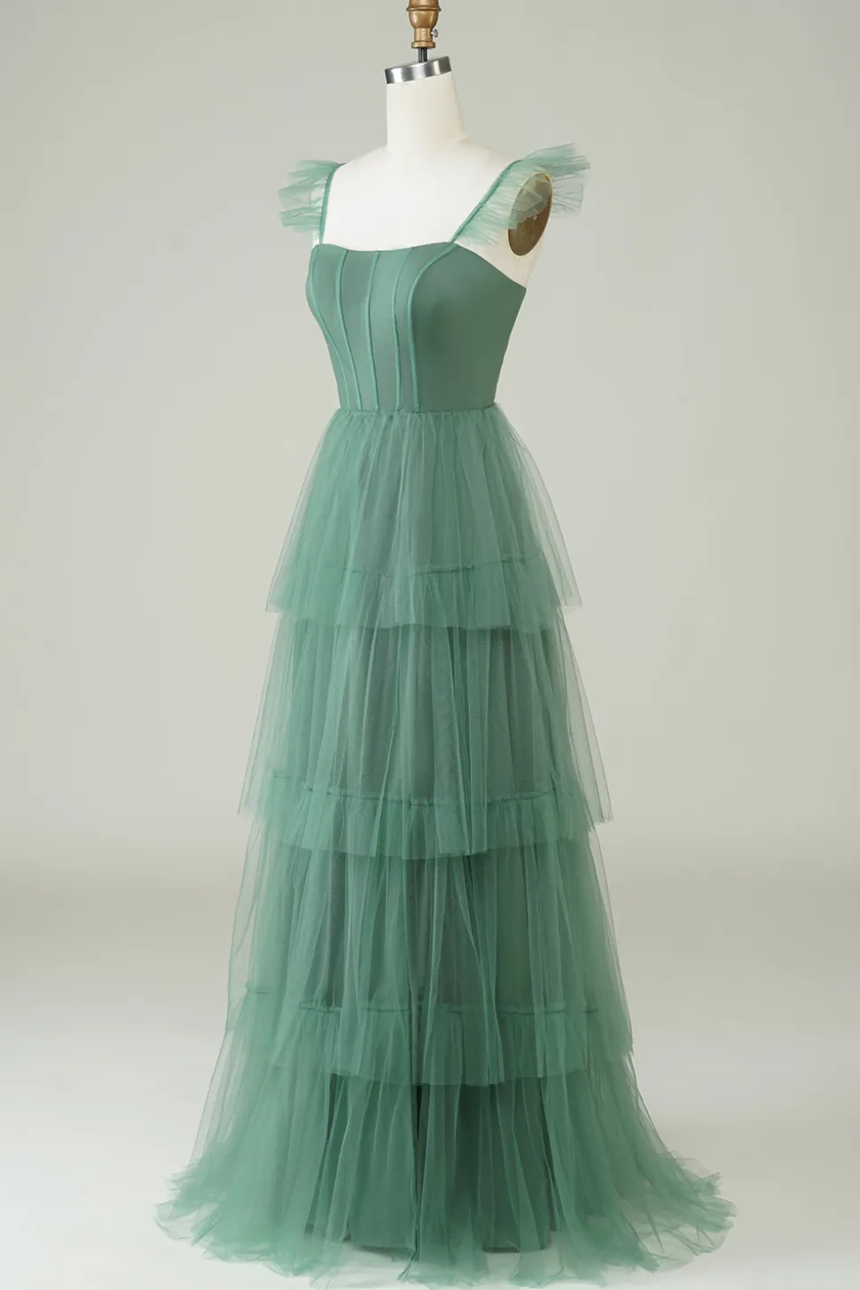 Uma linha de alças espaguete longo tule eucalipto vestido de dama de honra