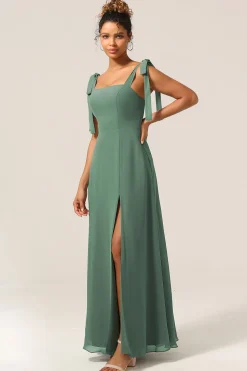 Uma linha de alças espaguete de eucalipto gravata tiras vestido de dama de honra com fenda
