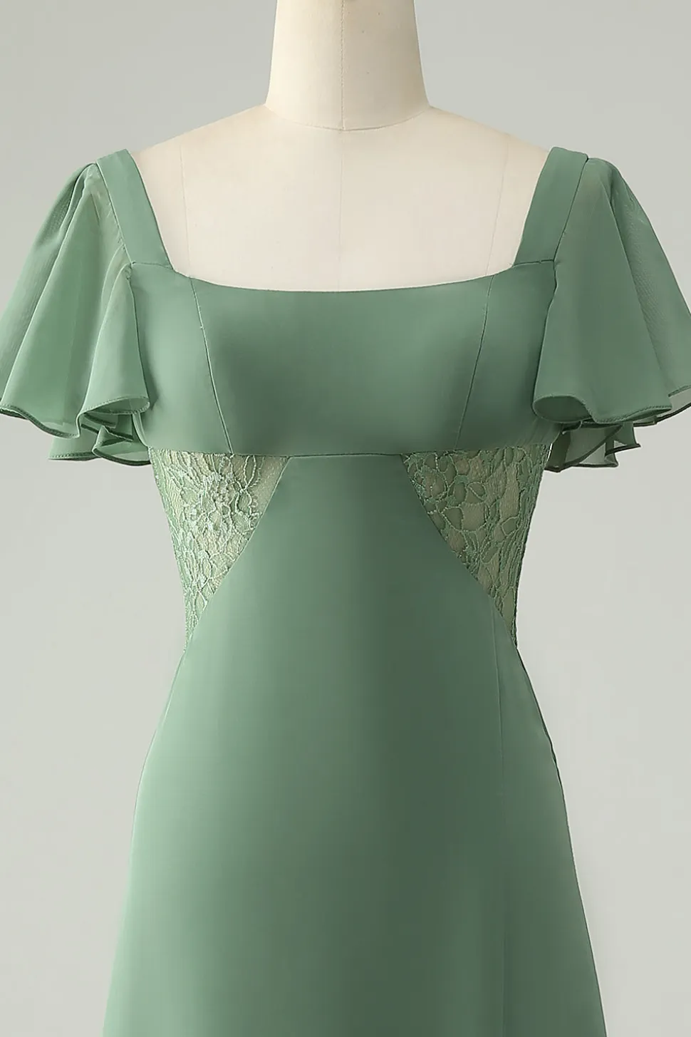 Uma linha de eucalipto pescoço quadrado Chiffon vestido de dama de honra com fenda