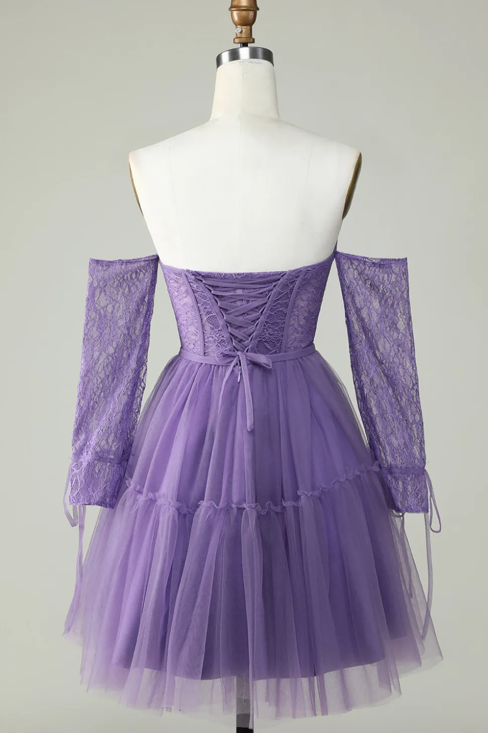Uma linha fora do ombro espartilho roxo Homecoming vestido com mangas compridas