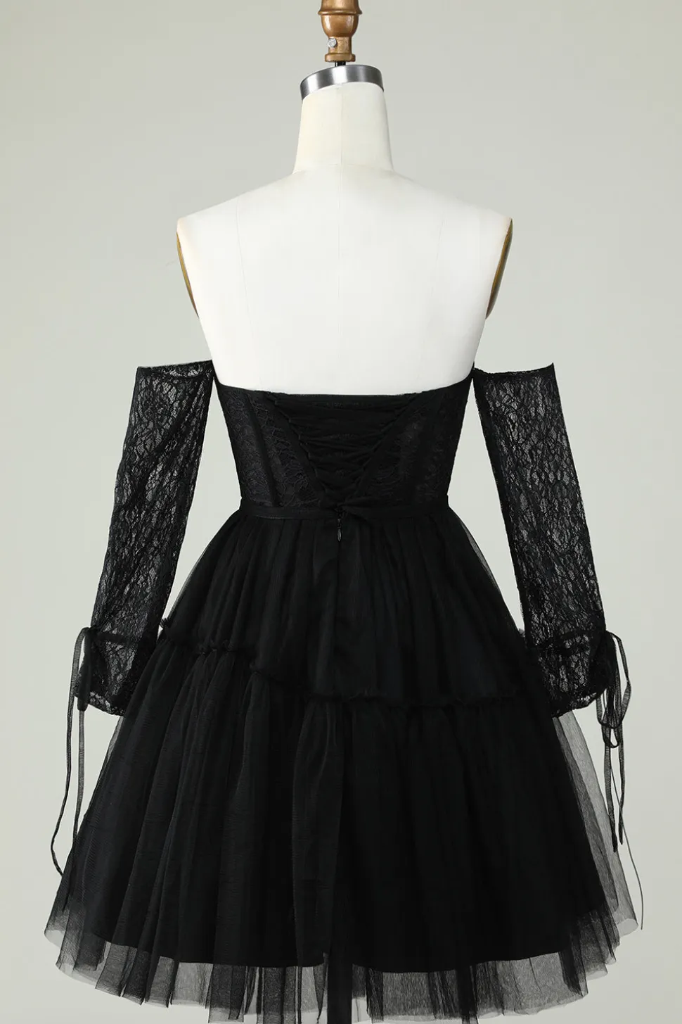 Uma linha fora do ombro espartilho roxo Homecoming vestido com mangas compridas