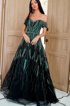 Uma linha fora do ombro escuro vestido de festa verde bordado