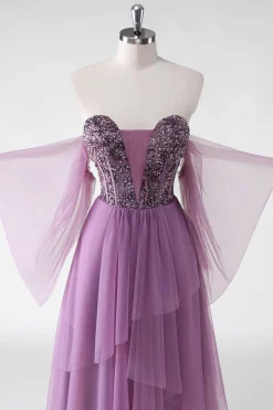 Uma linha fora do ombro roxo Sequins vestido de casamento convidado