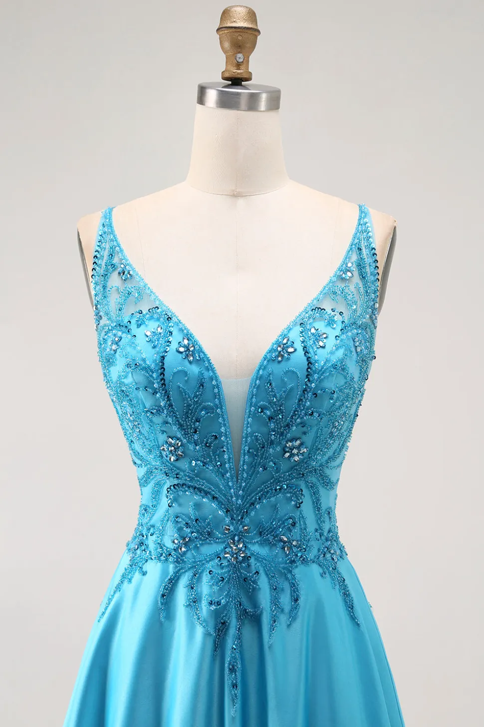 Uma linha frisada longo vestido de baile azul com apliques