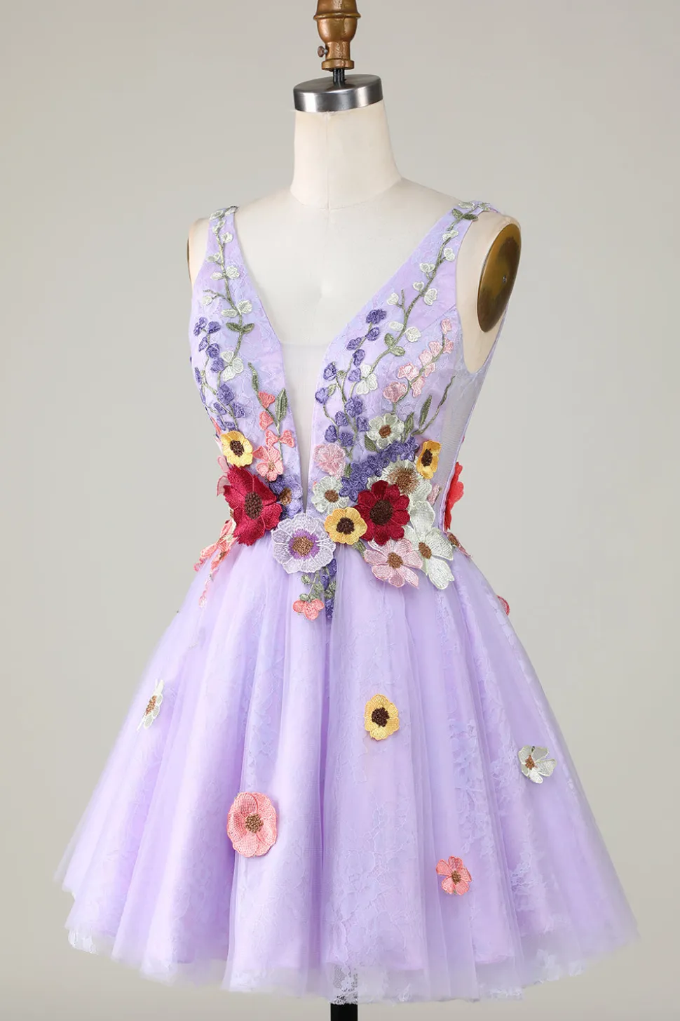 Uma linha profunda V pescoço aberto para trás roxo Homecoming vestido com flores 3D