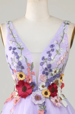 Uma linha profunda V pescoço aberto para trás roxo Homecoming vestido com flores 3D