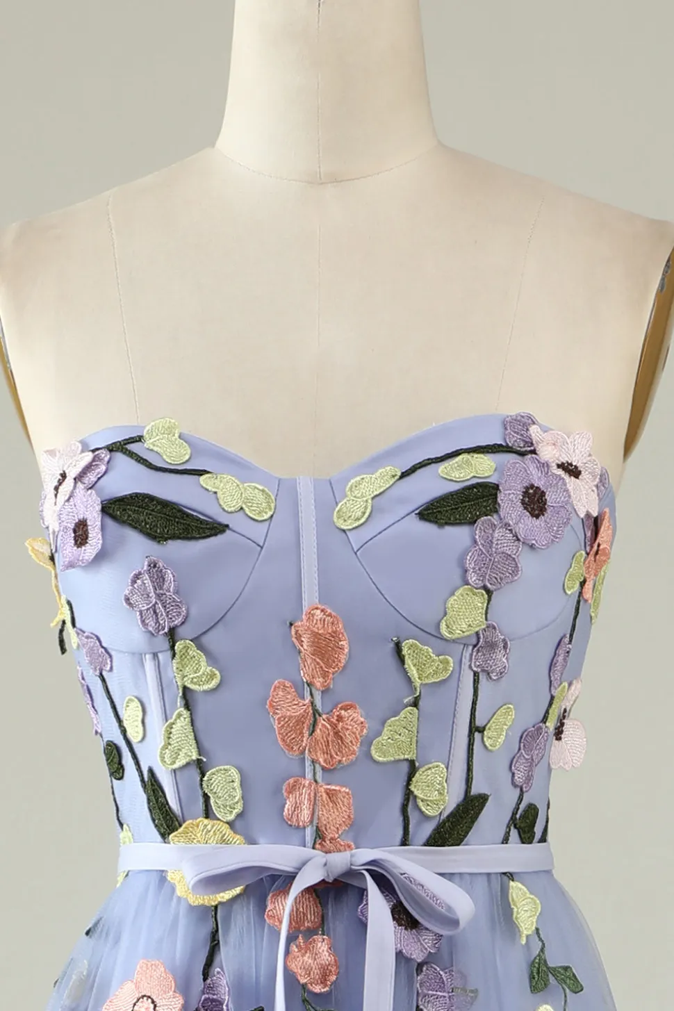 Uma linha querida lavanda longo vestido de baile com apliques