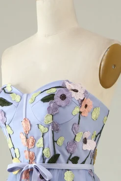 Uma linha querida lavanda longo vestido de baile com apliques