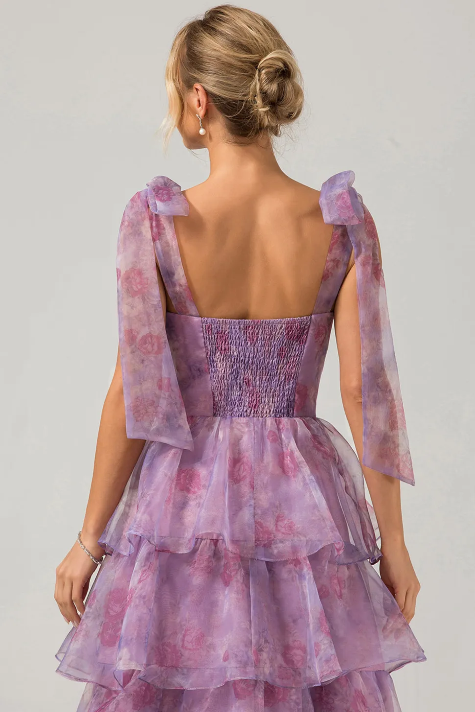 Uma linha roxa estampada Tiered Tea-Length Long Prom Dress