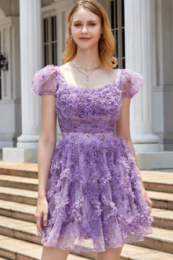 Uma linha roxa estampado Homecoming vestido com babados