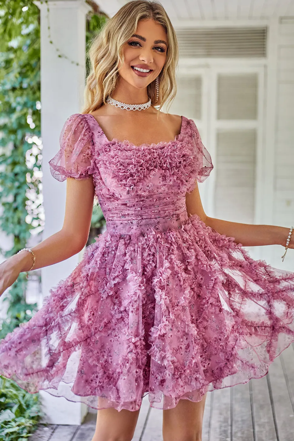 Uma linha roxa estampado Homecoming vestido com babados