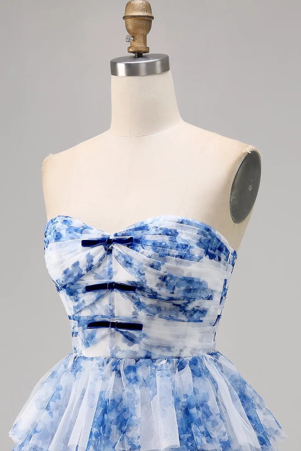 Uma linha sem alças espartilho em camadas branco azul flor Homecoming vestido com renda para trás