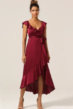 Uma linha V-Neck vestido de dama de honra Borgonha com babados