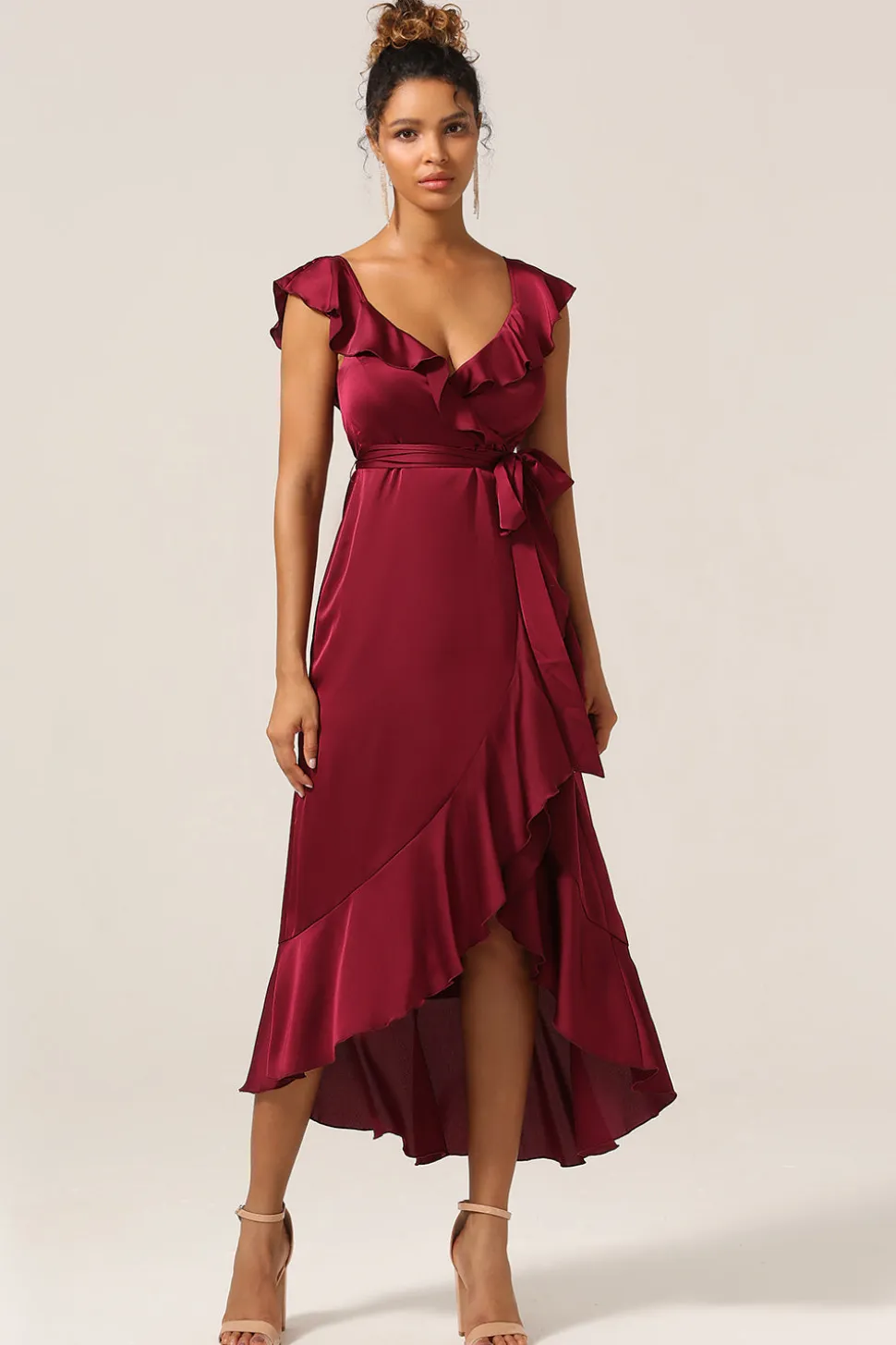 Uma linha V-Neck vestido de dama de honra Borgonha com babados