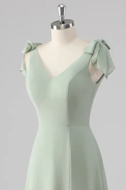 V Pescoço Uma Linha Bow Tie Sage Vestido Verde Madrinha com Fenda
