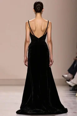Veludo Preto Esparguete Correias Backless Vestido de Noite