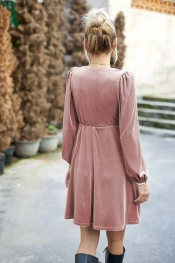 Veludo Preto Uma linha de vestido de festa de férias com pregas