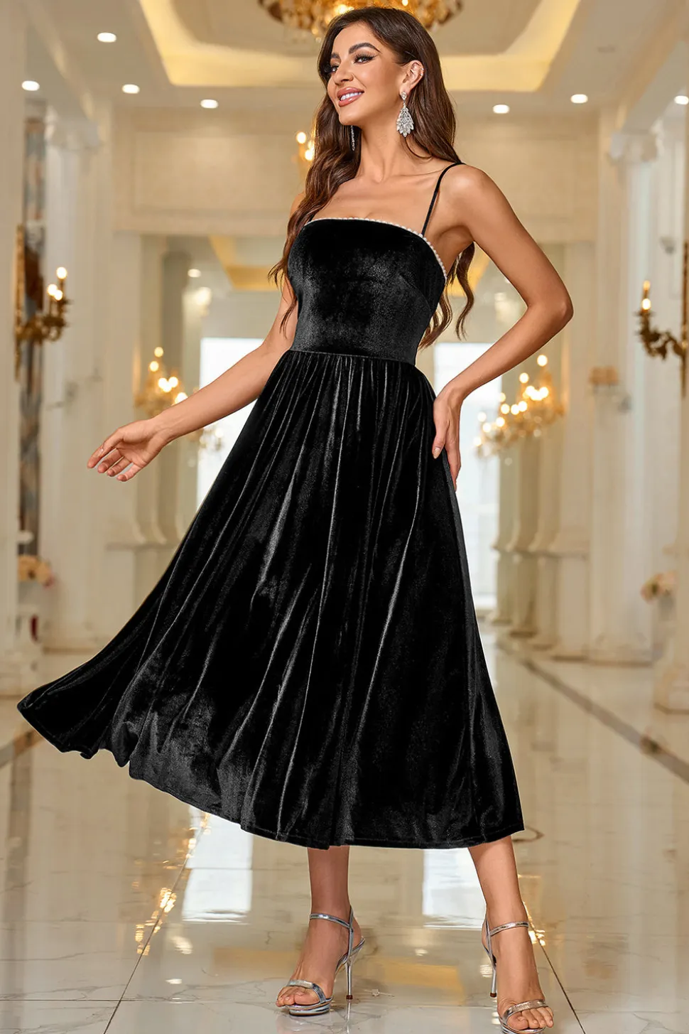 Veludo Preto Uma Linha Esparguete Correias Chá Comprimento Prom Dress