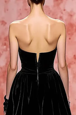 Veludo Preto Uma Linha Strapless Vestido de Noite Longo com Fenda