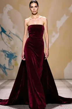 Veludo Vermelho Escuro Uma Linha Strapless Long Holiday Vestido de Festa