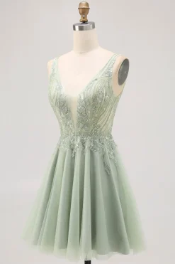 Verde A-line Tule Backless frisado vestido curto Homecoming com lantejoulas