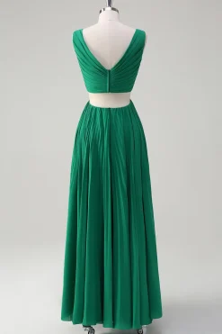 Verde A-Line V Pescoço Ruched Chiffon Joelho Comprimento Vestido Madrinha