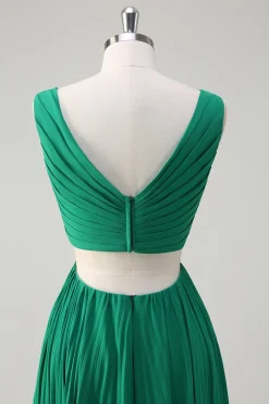 Verde A-Line V Pescoço Ruched Chiffon Joelho Comprimento Vestido Madrinha