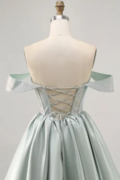 Verde claro A-Line fora do ombro espartilho Homecoming vestido com frisos