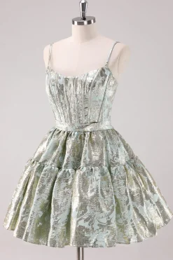 Verde claro A-Line Spaghetti Straps Short Corset Homecoming Dress com renda para trás