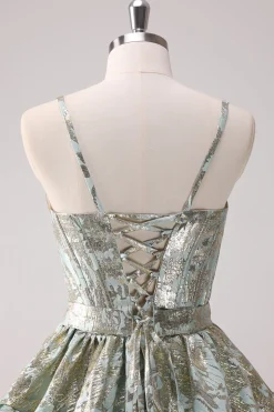 Verde claro A-Line Spaghetti Straps Short Corset Homecoming Dress com renda para trás